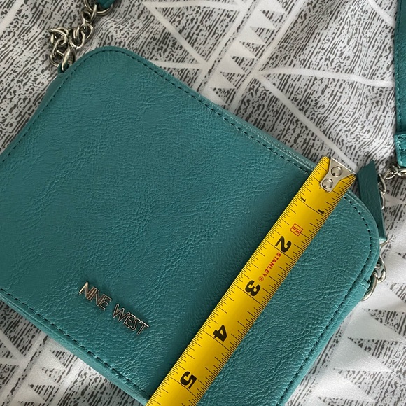 Nine Wear crossbody Purse - Picture 7 of 8